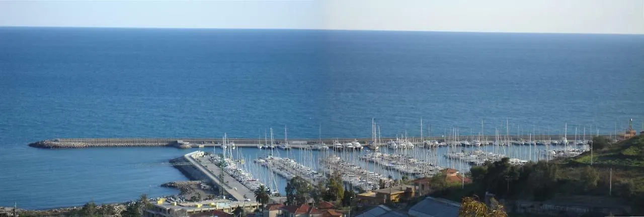 Villa Del Mare Ligure Elvezia Santo Stefano al Mare 0*,  Italia