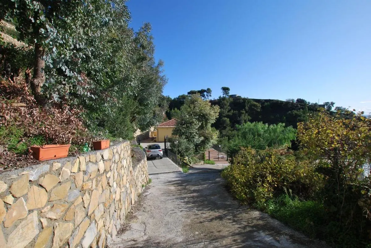 Villa Del Mare Ligure Elvezia Santo Stefano al Mare 0*,  Italia